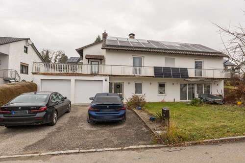 Foto - Haus zum Kaufen in Ortenburg 430.000,00 € 270 m²