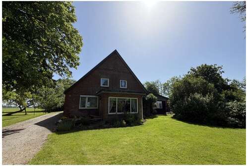 Foto - Haus zum Kaufen in Ihlienworth 220.000,00 € 231.52 m²