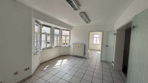 Foto - Büro in Usingen, Hochtaunuskreis 774,00 € 86 m²