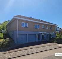 Haus zum Kaufen in Altenkirchen 380.000,00 € 200 m²