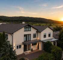 Haus zum Kaufen in Marktbergel 570.000,00 € 700 m²