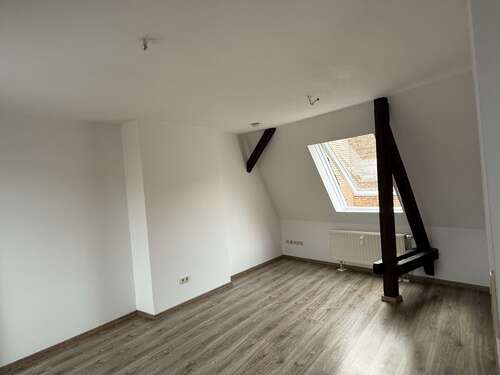 Foto - Wohnung zum Mieten in Halle 380,00 € 43 m²
