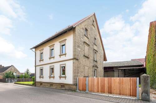 Foto - Haus zum Kaufen in Sulzfeld 365.000,00 € 146.5 m²