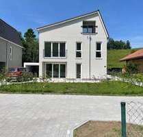 Haus zum Mieten in Traunstein 2.500,00 € 178 m²