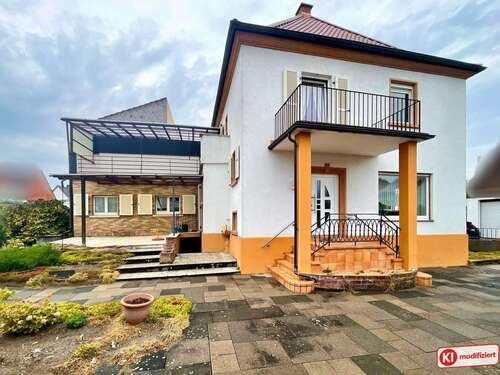 Foto - Haus zum Kaufen in Altrip 370.000,00 € 134.68 m²