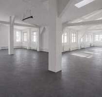 Büro in Berlin 1.417,00 € 154.5 m²