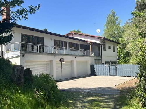 Foto - Haus zum Kaufen in Stelzenberg 849.000,00 € 540 m²