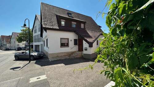 Foto - Haus zum Mieten in Steinenbronn 2.900,00 € 190 m²