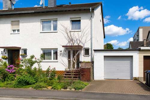 Foto - Haus zum Kaufen in Rodenbach Niederrodenbach 369.000,00 € 150 m²
