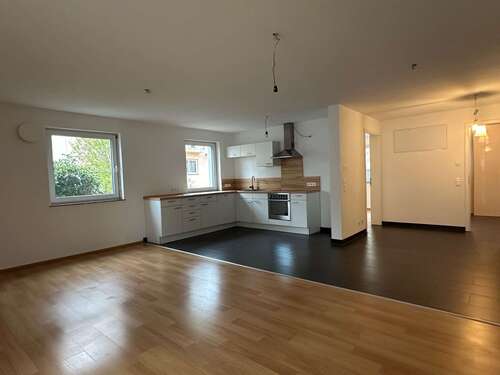 Foto - Wohnung zum Mieten in Burgfarrnbach 1.000,00 € 90 m²