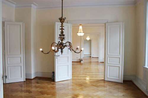Foto - Wohnung zum Kaufen in Baden-Baden 595.000,00 € 220 m²