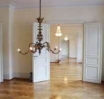 Wohnung zum Kaufen in Baden-Baden 595.000,00 € 220 m²