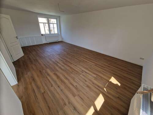 Foto - Wohnung zum Mieten in Auerbach 820,00 € 128 m²