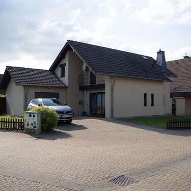 Foto - Haus zum Kaufen in Niederzier 385.000,00 € 112 m²