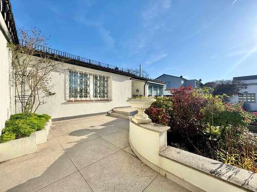 Foto - Haus zum Kaufen in Haan 699.000,00 € 192 m²