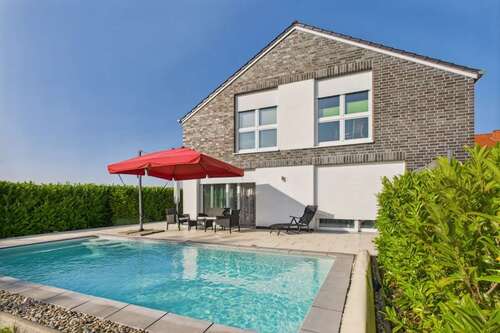 Foto - Haus zum Kaufen in Warstein 539.000,00 € 160 m²