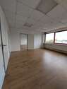 Büro in Essen 370,00 € 66 m² - 370,00&nbsp;EUR Kaltmiete, ca.&nbsp; 66,00&nbsp;m&sup2; in Essen (PLZ: 45141)