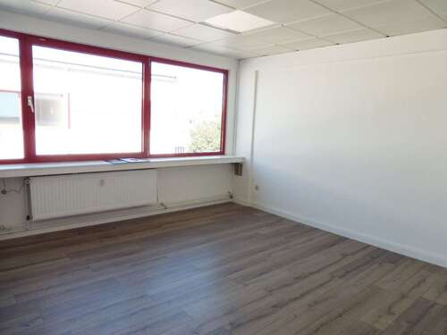 Foto - Büro in Essen 185,00 € 33 m² - 185,00&nbsp;EUR Kaltmiete, ca.&nbsp; 33,00&nbsp;m&sup2;