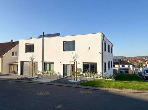 Foto - Haus zum Mieten in Kassel 2.830,00 € 283 m²