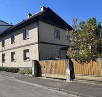 Haus zum Kaufen in Kelkheim 780.000,00 € 237 m²