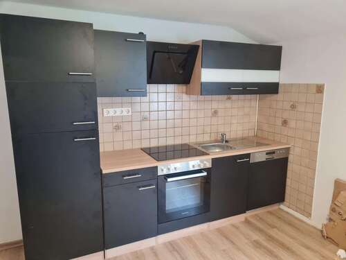 Foto - Wohnung zum Mieten in Strassberg 700,00 € 115 m²