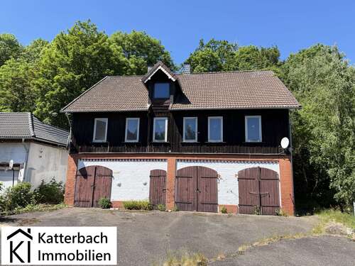 Foto - Haus zum Kaufen in Oker 87.000,00 € 141 m²