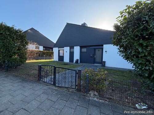 Foto - Haus zum Kaufen in Oyten 398.000,00 € 204 m²