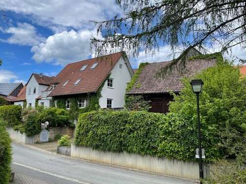 Foto - Haus zum Kaufen in Lichtenfels OT Isling 289.000,00 € 147 m²