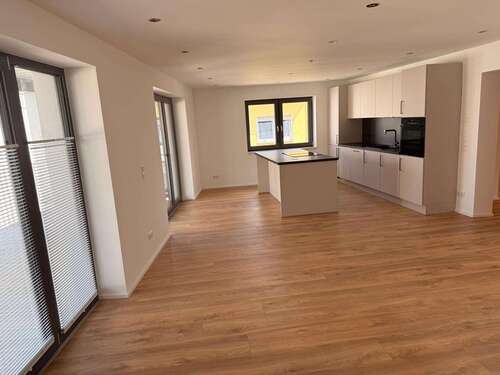 Foto - Wohnung zum Mieten in Kaiserslautern 1.450,00 € 112 m²
