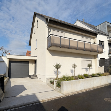 Foto - Haus zum Kaufen in Thüngersheim 519.950,00 € 271 m²