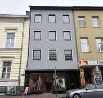 Haus zum Kaufen in Krefeld 599.000,00 € 262 m²