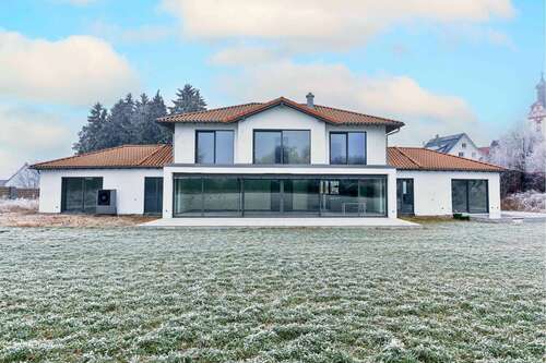 Foto - Haus zum Mieten in Oberstadion 2.900,00 € 387.27 m²