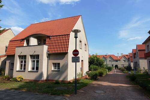 Foto - Wohnung zum Kaufen in Alt-Glienicke 249.000,00 € 62 m²