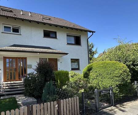 Foto - Haus zum Kaufen in Oberursel 777.777,00 € 160 m²