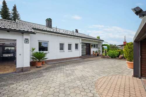 Foto - Haus zum Kaufen in Durach 998.000,00 € 219 m²