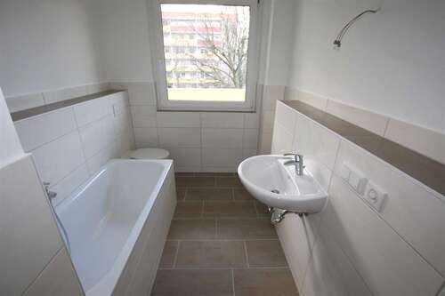 Foto - Wohnung zum Mieten in Gera 637,42 € 102.81 m²
