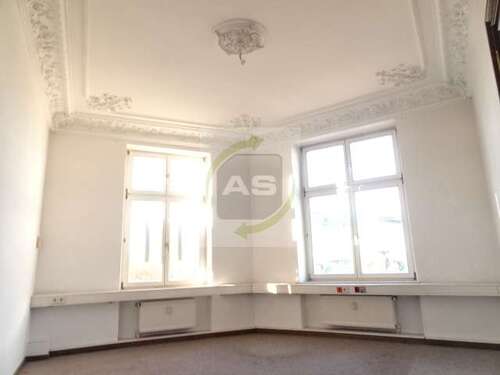 Foto - Wohnung zum Mieten in Zwickau 770,00 € 184.14 m²