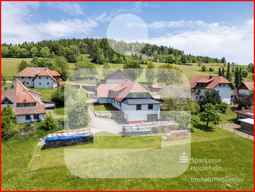 Foto - Haus zum Kaufen in Herrischried 598.000,00 € 351 m²