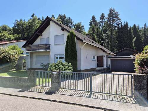 Foto - Haus zum Kaufen in Landstuhl 445.000,00 € 231 m²
