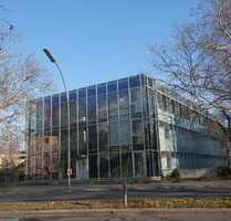 Büro in Berlin 2.754,81 € 142 m²