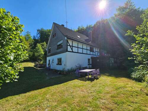Foto - Haus zum Kaufen in Lennestadt 250.000,00 € 155 m²