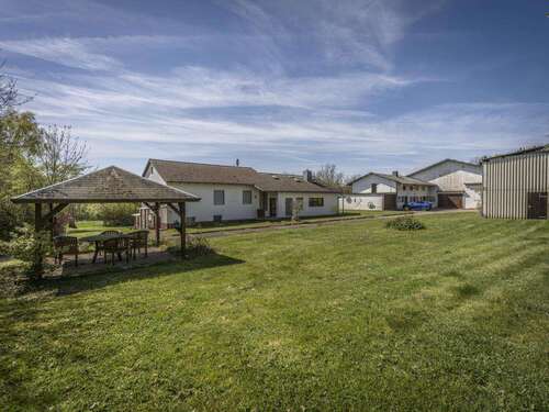 Foto - Haus zum Kaufen in Schlangenbad 1.880.000,00 € 227.3 m²