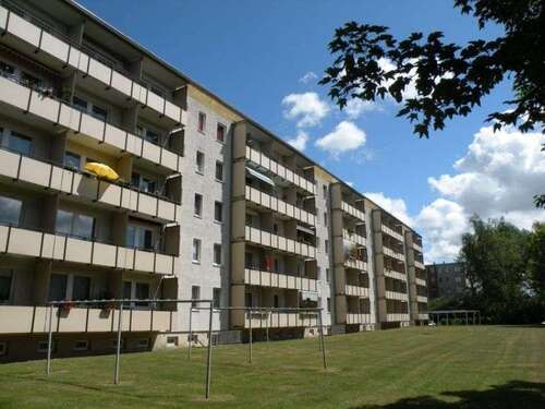 Foto - Wohnung zum Mieten in Stralsund 297,25 € 43.08 m²