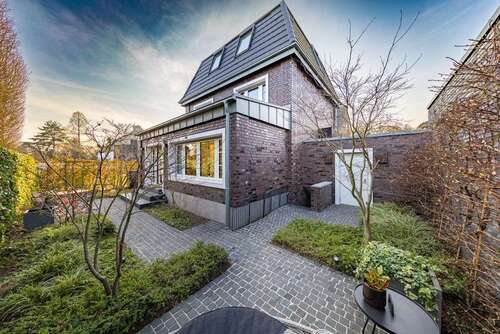 Foto - Haus zum Mieten in Meerbusch 7.500,00 € 185 m²