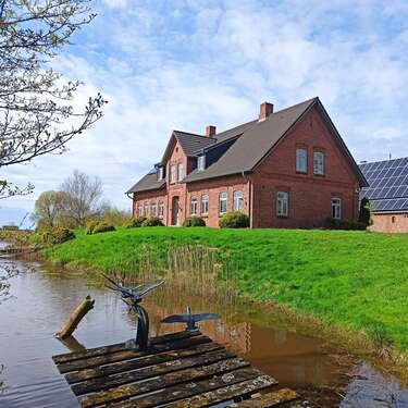 Foto - Haus zum Kaufen in Neukirchen 1.390.000,00 € 380 m²