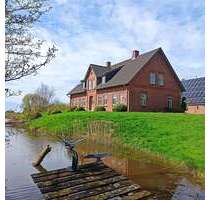 Haus zum Kaufen in Neukirchen 1.390.000,00 € 380 m²
