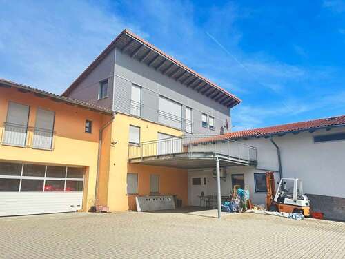 Foto - Halle in Hemau 1.247.000,00 € 556.7 m²