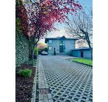 Haus zum Kaufen in BAD OEYNHAUSEN 975.000,00 € 210 m²