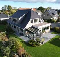 Haus zum Kaufen in Elmenhorst 1.299.000,00 € 288 m²