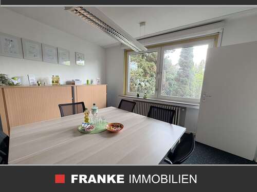 Foto - Wohnung zum Mieten in Mülheim 690,00 € 83 m²